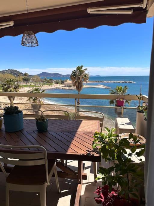 Appartement Panoramique Sur Mer Toulon Exteriör bild