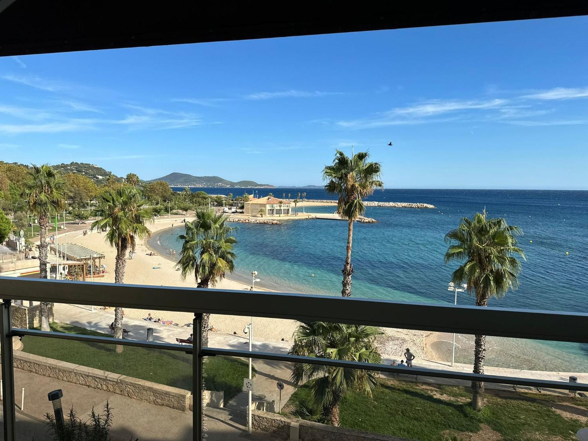 Appartement Panoramique Sur Mer Toulon Exteriör bild